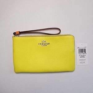 NWT Coach CL682Large Corner Zip Wristlet In Colorblock Bright Yellow Multi